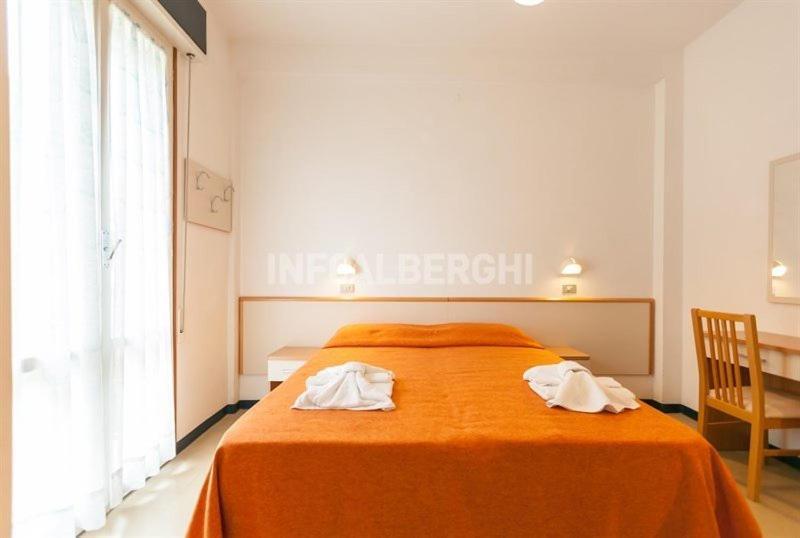 רימיני Hotel Paradiso מראה חיצוני תמונה