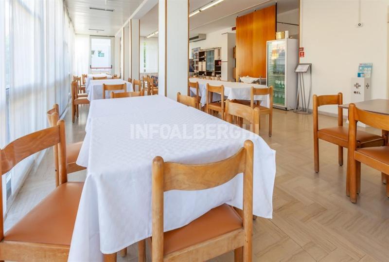 רימיני Hotel Paradiso מראה חיצוני תמונה