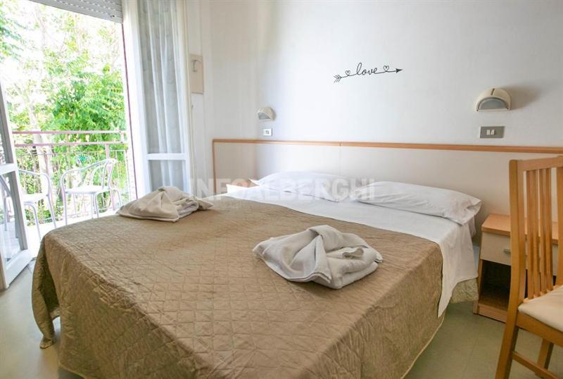 רימיני Hotel Paradiso מראה חיצוני תמונה